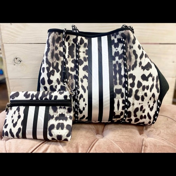 Handbags - Neoprene Black/Leapord/silver purse